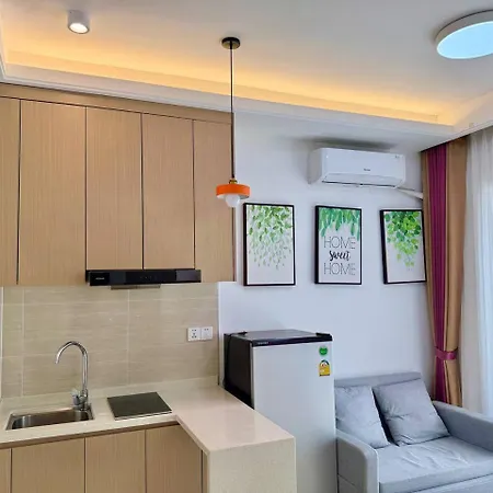 R Residences 金边 Room photo