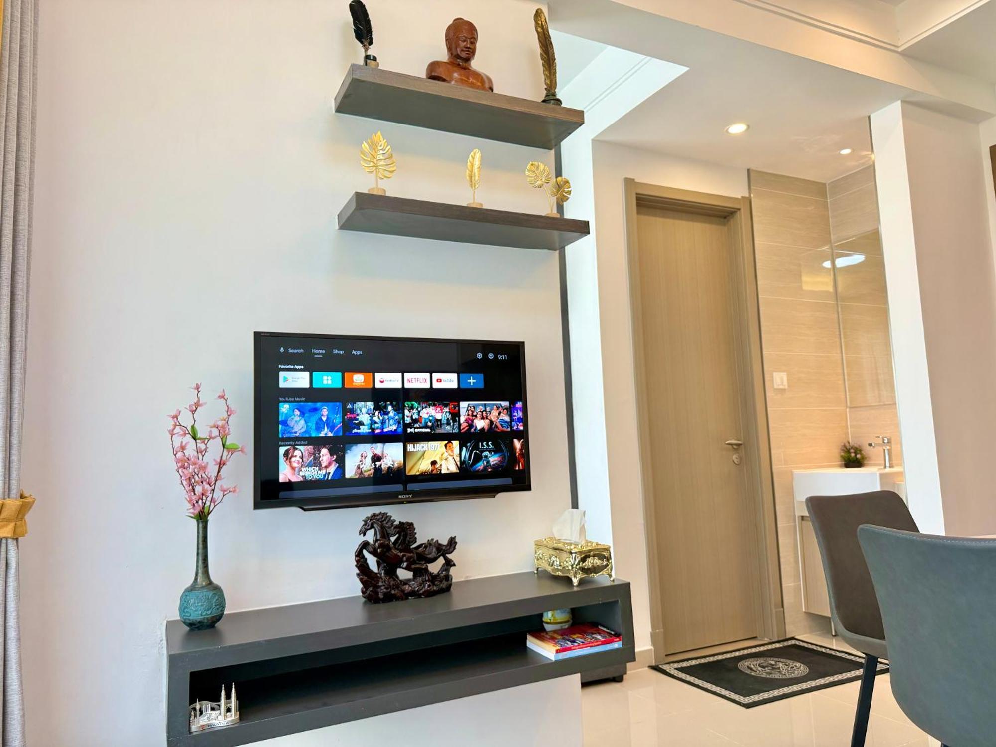 R Residences Phnom Penh