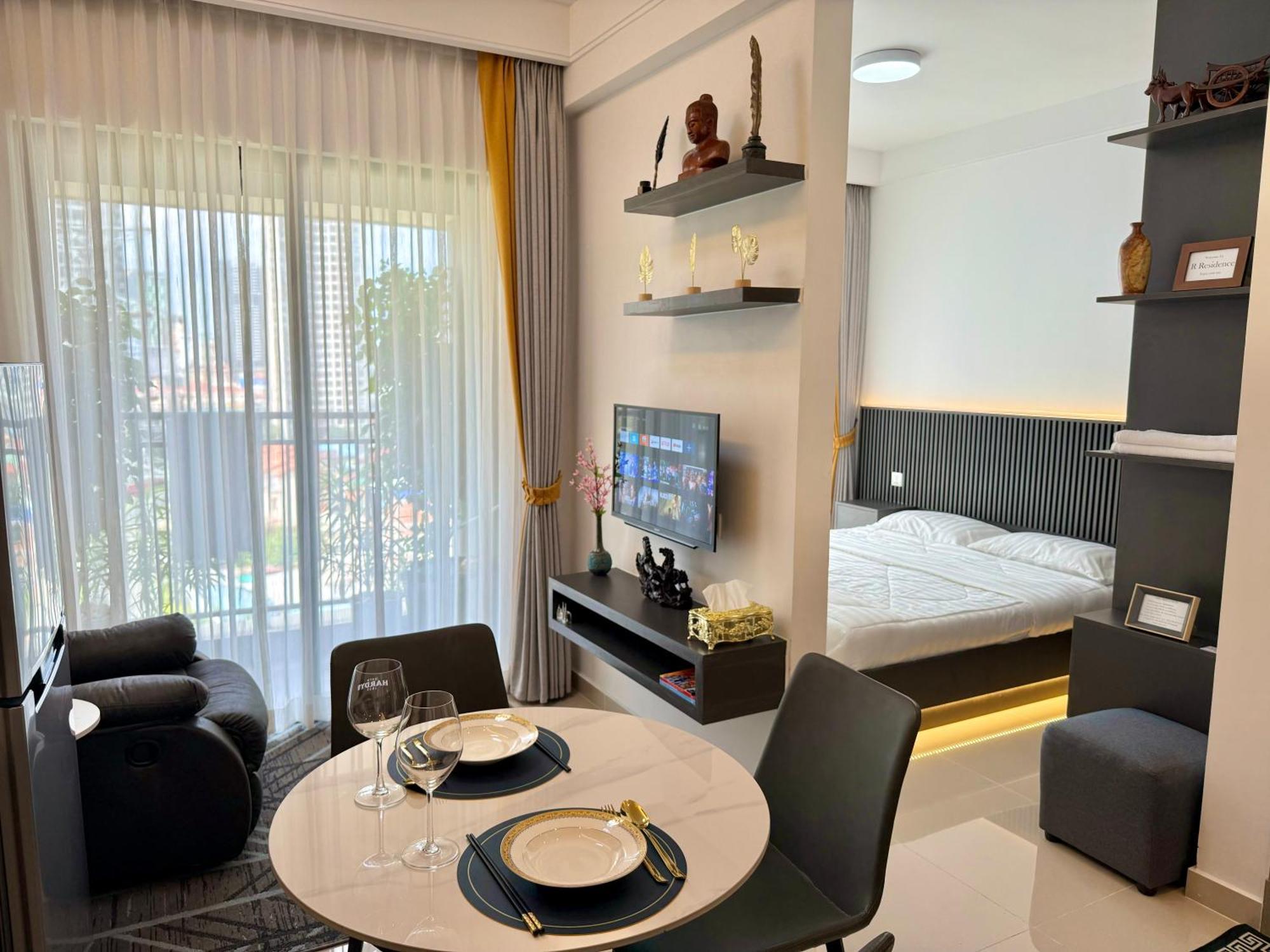 R Residences 公寓 金边
