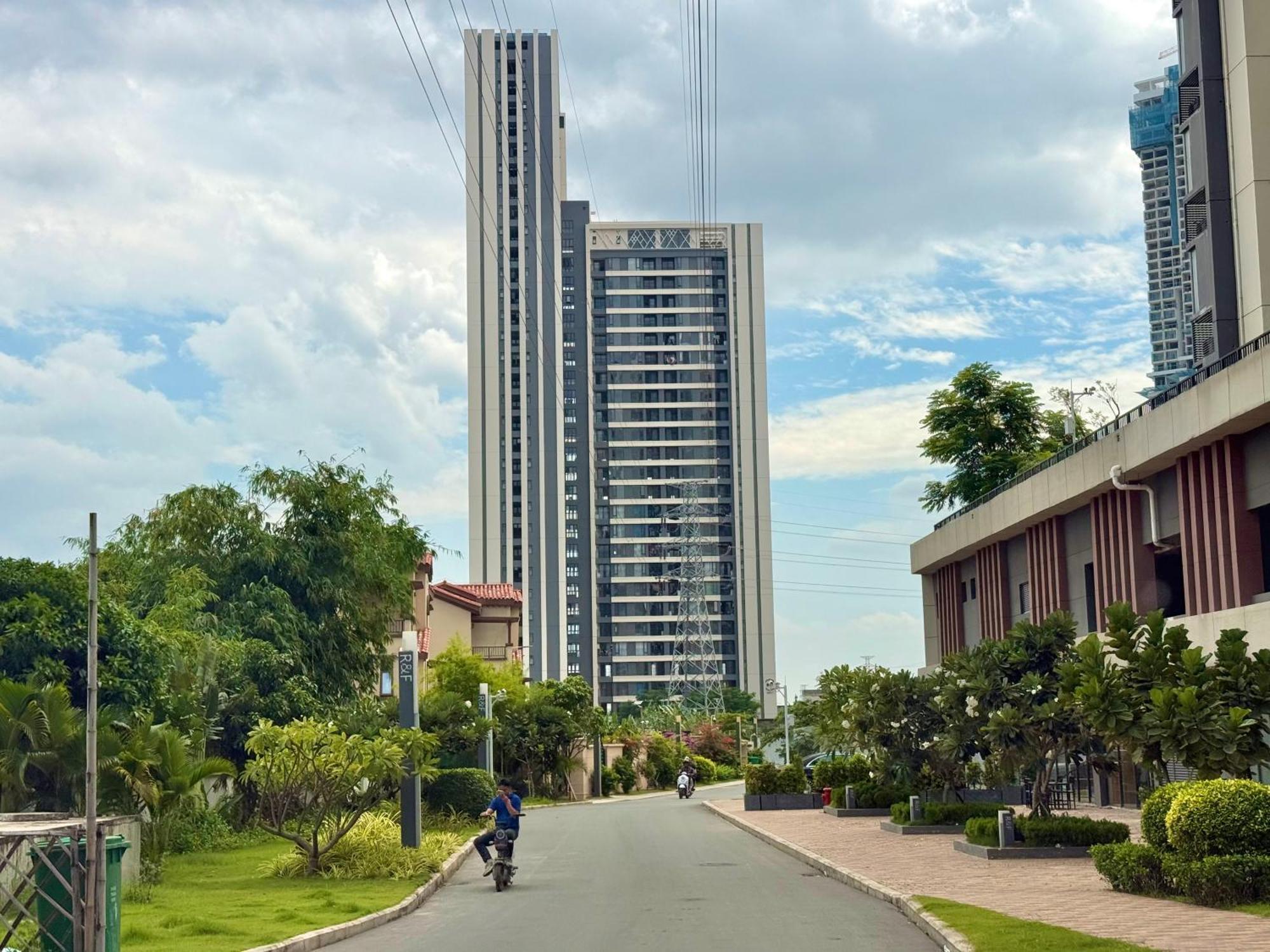 R Residences 金边